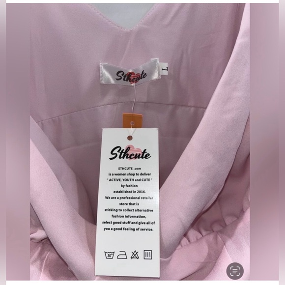 Chic Light Pink Sleeveless Maxi Dress - Picture 3 of 4